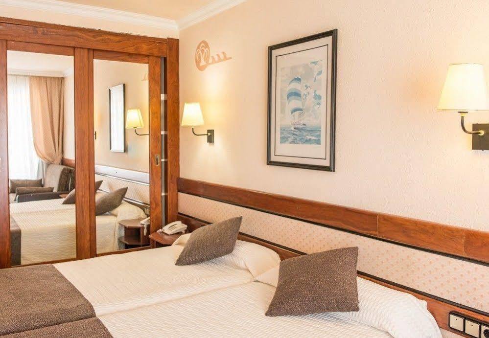 Hotel 4R Casablanca Playa à Salou Extérieur photo